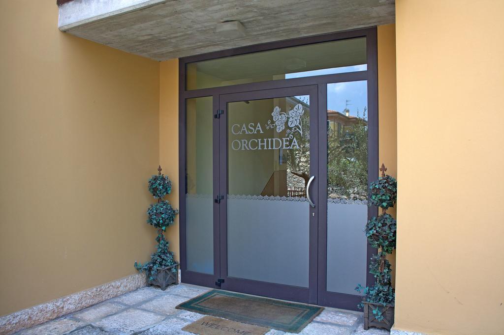 Casa Orchidea Apartments Torri Del Benaco Exterior photo